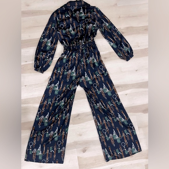 Navy Satin Jumpsuit long sleeve / chain print - Picture 6 of 10